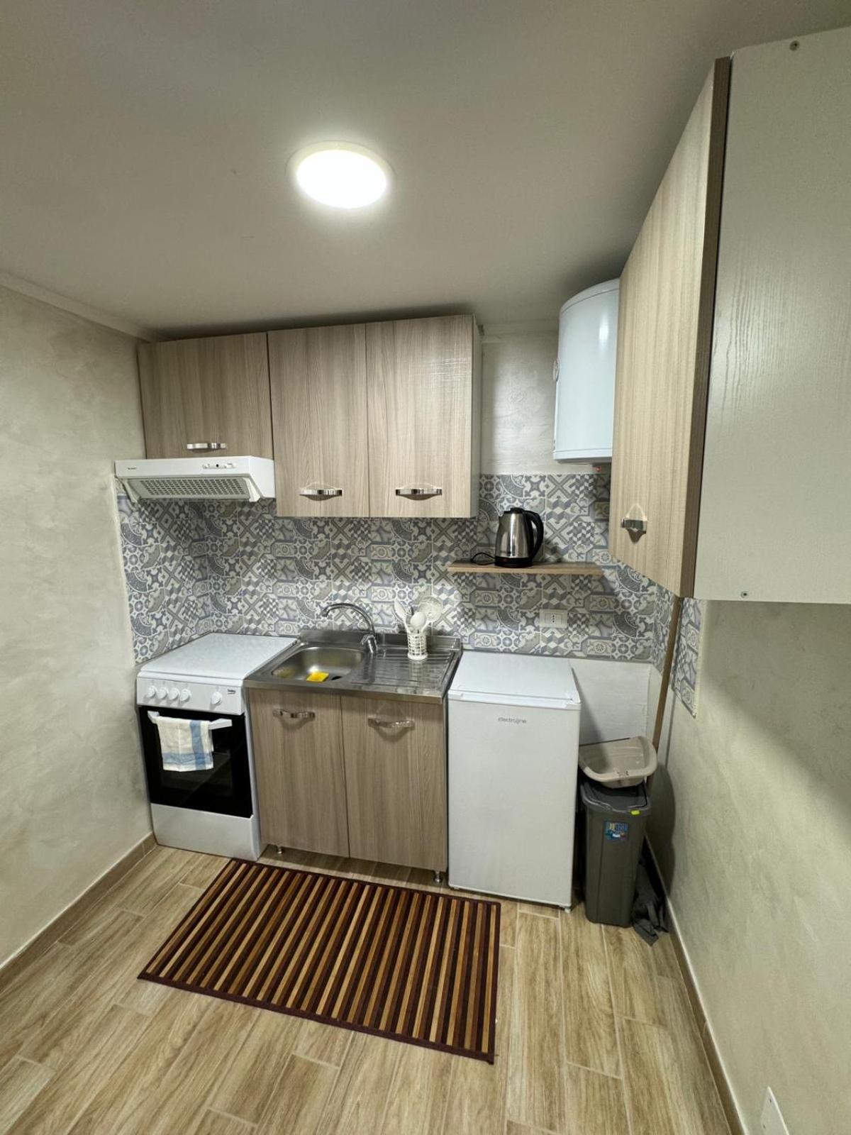Appartamento Spezzano House Napoli Esterno foto